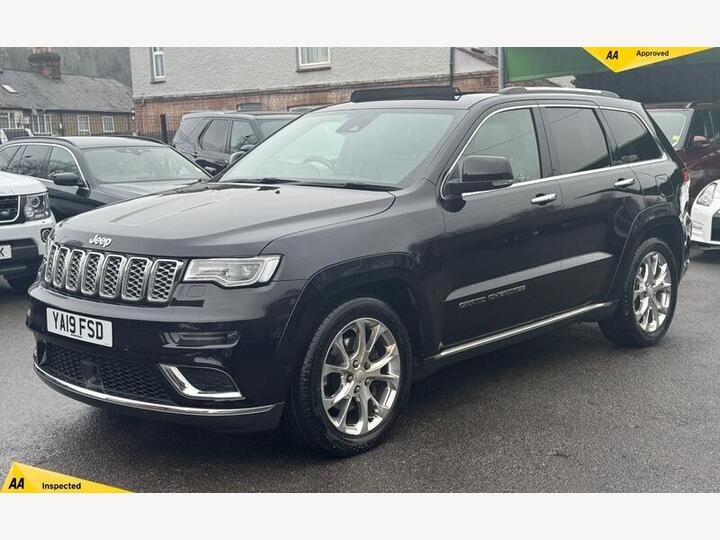 Jeep Grand Cherokee 3.0 V6 MultiJetII Summit Auto 4WD Euro 6 (s/s) 5dr Jeep Grand Cherokee 3.0 V6 MultiJetII Summit Auto 4WD Euro 6 (s/s) 5dr