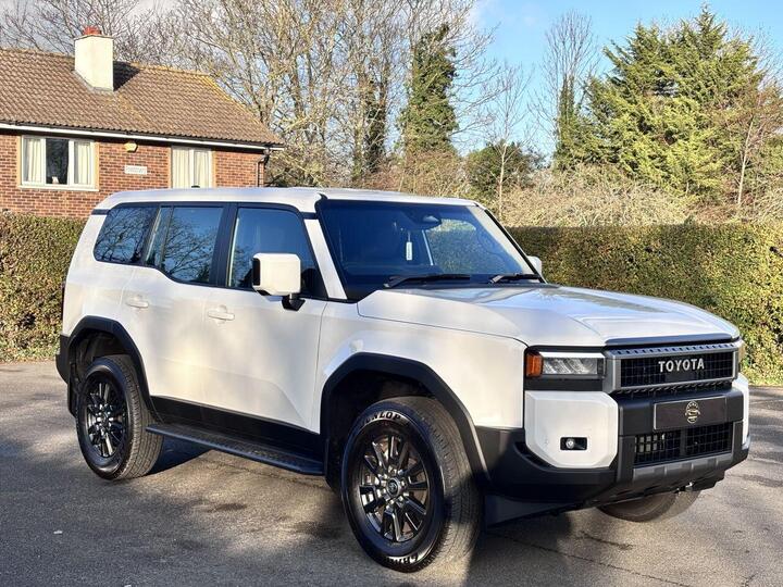 Toyota LAND CRUISER DIESEL ESTATE 2.8D Panel Van 5dr Diesel Auto 4WD Euro 6 (s/s) (204 Ps) DELIVERY AVALIABLE