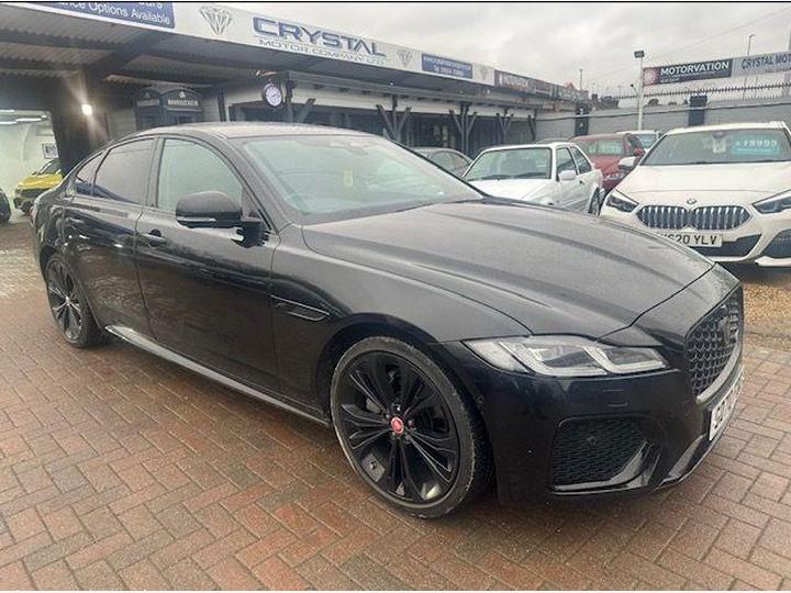 Jaguar XF 2.0 D200 MHEV R-Dynamic SE Auto Euro 6 (s/s) 4dr