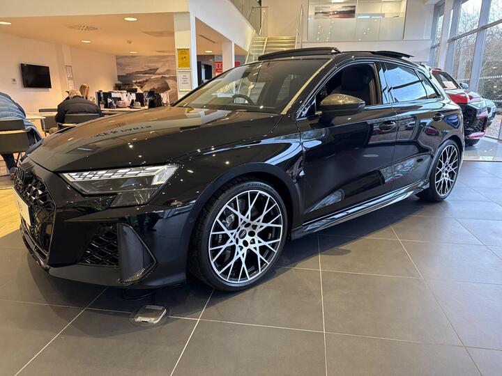 Audi RS3 2.5 TFSI Carbon Vorsprung Sportback S Tronic Quattro Euro 6 (s/s) 5dr