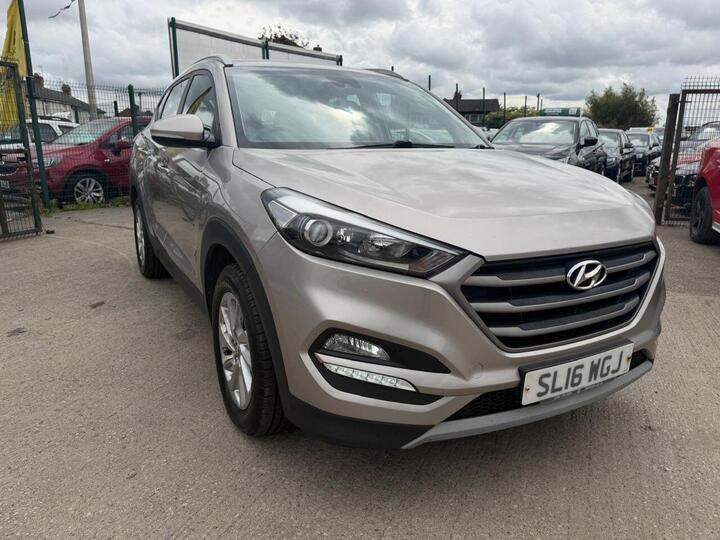 Hyundai TUCSON 1.7 CRDi Blue Drive SE Nav Euro 6 (s/s) 5dr