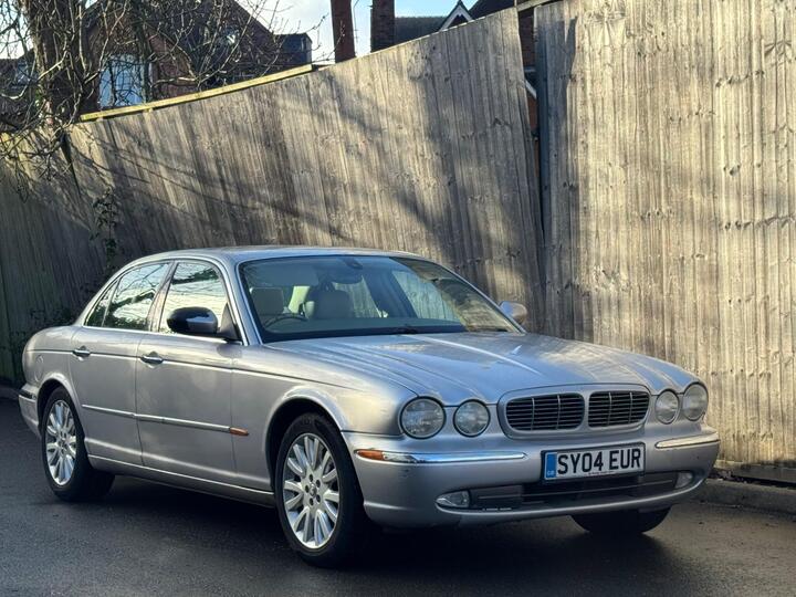 Jaguar XJ 3.0 SE 4dr