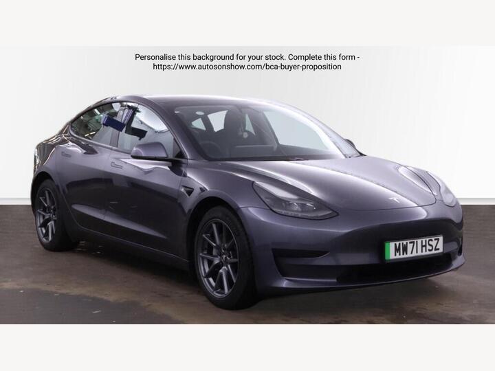 Tesla Model 3 Standard Range Plus Auto RWD 4dr