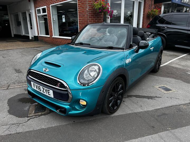 MINI Convertible 2.0 Cooper S Euro 6 (s/s) 2dr