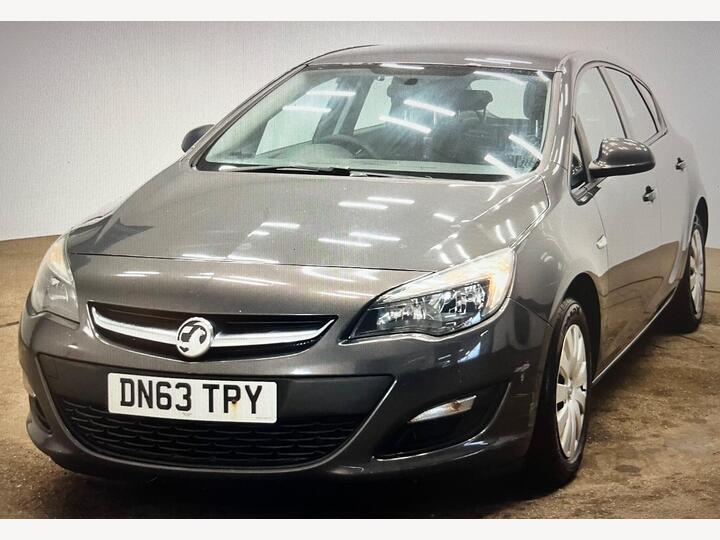 Vauxhall Astra 1.6 16v Exclusiv Euro 5 5dr