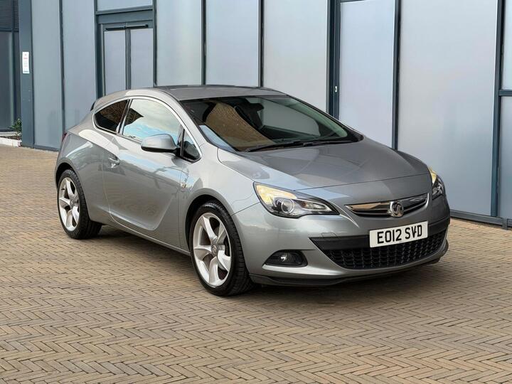 Vauxhall Astra GTC 1.4T SRi Euro 5 (s/s) 3dr 20in Alloy