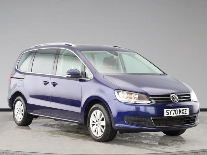 Volkswagen Sharan 2.0 TDI SE Nav Euro 6 (s/s) 5dr Volkswagen Sharan 2.0 TDI SE Nav Euro 6 (s/s) 5dr