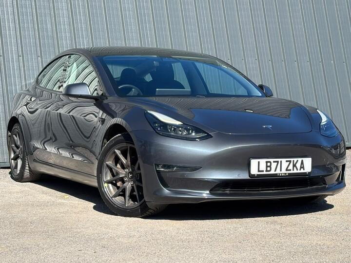 Tesla Model 3 (Dual Motor) Long Range Auto 4WDE 4dr