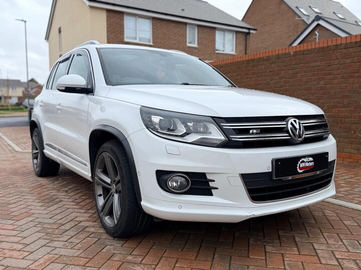Volkswagen Tiguan 2.0 TDI BlueMotion Tech R-Line DSG 4WD Euro 5 (s/s) 5dr (Nav)