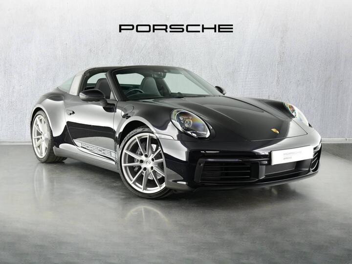 Porsche 911 3.0T 992 4 Targa PDK 4WD Euro 6 (s/s) 2dr Porsche 911 3.0T 992 4 Targa PDK 4WD Euro 6 (s/s) 2dr