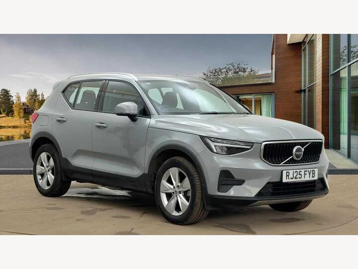 Volvo XC40 2.0 B3 MHEV Core DCT Auto Euro 6 (s/s) 5dr