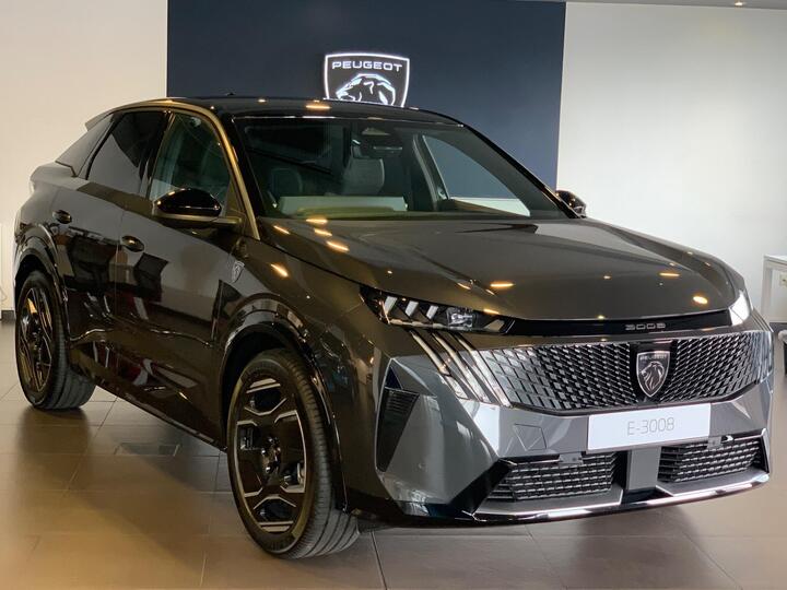 Peugeot E-3008 73kWh Allure Auto 5dr