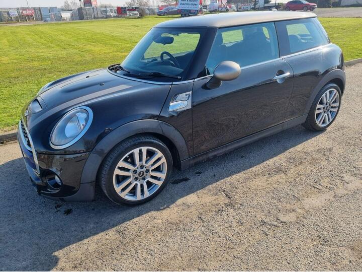 MINI Hatch 2.0 Cooper S Seven Euro 6 (s/s) 3dr