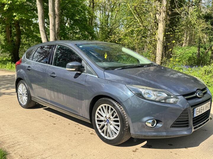Ford Focus 1.0T EcoBoost Zetec Euro 5 (s/s) 5dr