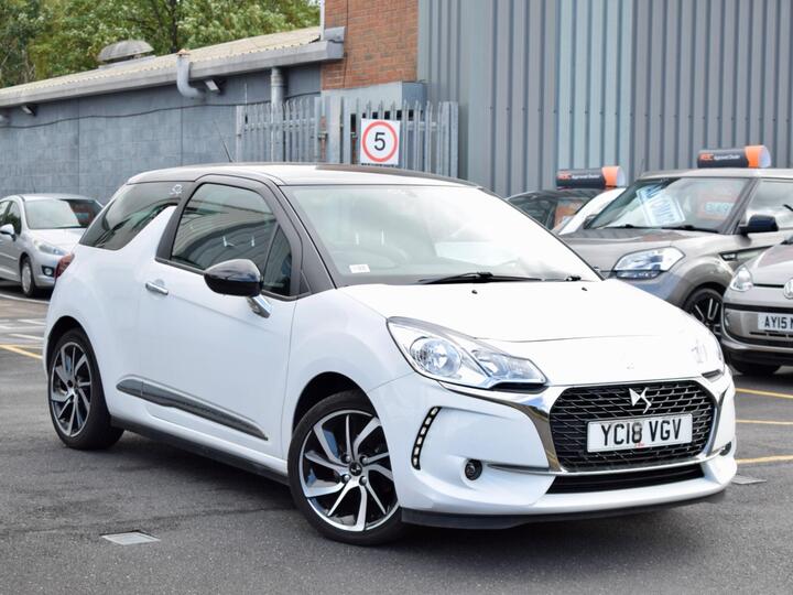 DS AUTOMOBILES DS 3 1.2 PureTech Connected Chic Euro 6 (s/s) 3dr