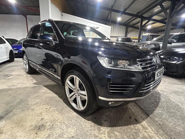 Volkswagen Touareg 3.0 TDI V6 BlueMotion Tech R-Line Plus Tiptronic 4WD Euro 6 (s/s) 5dr
