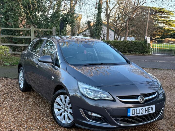 Vauxhall Astra 2.0 CDTi Elite Auto Euro 5 5dr
