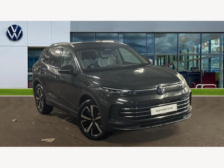 Volkswagen Tiguan 1.5 ETSI MHEV Elegance DSG Euro 6 (s/s) 5dr