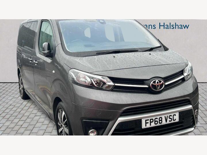 Toyota Proace Verso 2.0D Family Medium MPV MWB Euro 6 (s/s) 5dr (8 Seat)