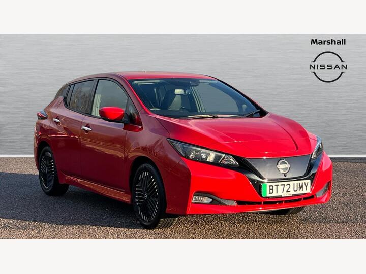 Nissan Leaf 39kWh N-Connecta Auto 5dr