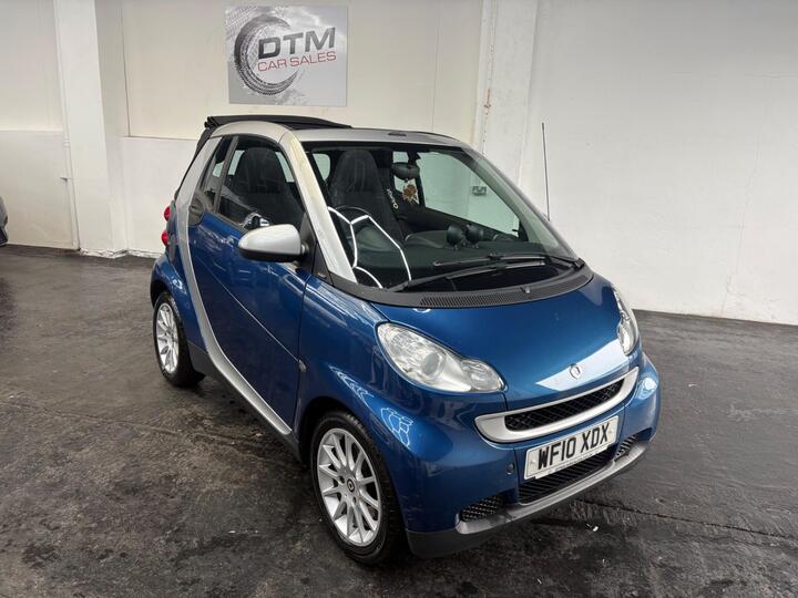 Smart Fortwo 1.0 MHD Passion Cabriolet SoftTouch Euro 5 (s/s) 2dr Smart Fortwo 1.0 MHD Passion Cabriolet SoftTouch Euro 5 (s/s) 2dr