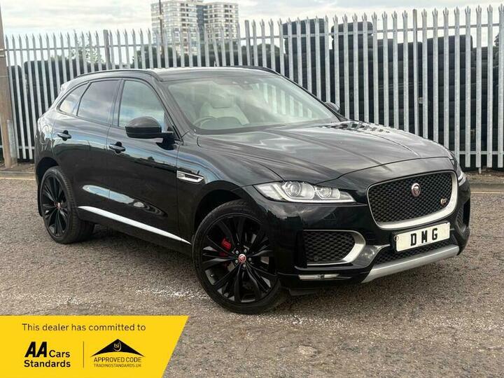 Jaguar F-PACE 3.0 D300 V6 S Auto AWD Euro 6 (s/s) 5dr