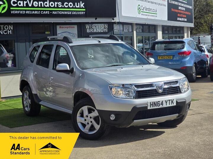 Dacia Duster 1.5 DCi Laureate 4WD Euro 5 5dr Dacia Duster 1.5 DCi Laureate 4WD Euro 5 5dr