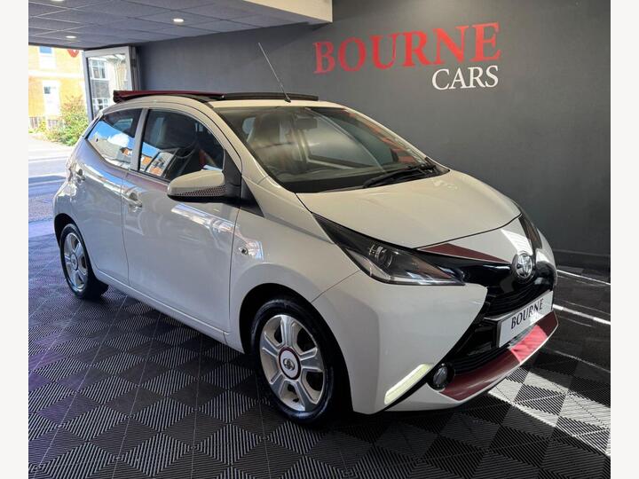 Toyota AYGO 1.0 VVT-i X-claim Funroof Euro 6 5dr