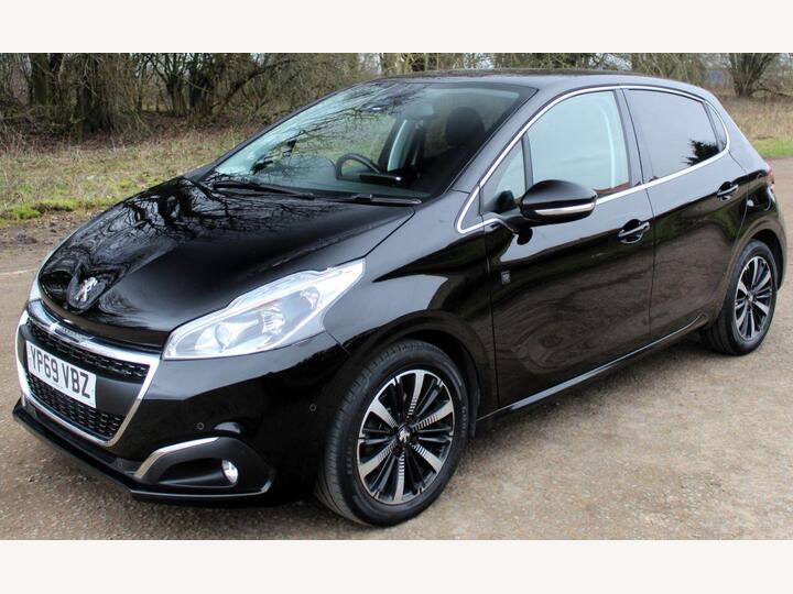 Peugeot 208 1.2 PureTech Tech Edition Euro 6 (s/s) 5dr