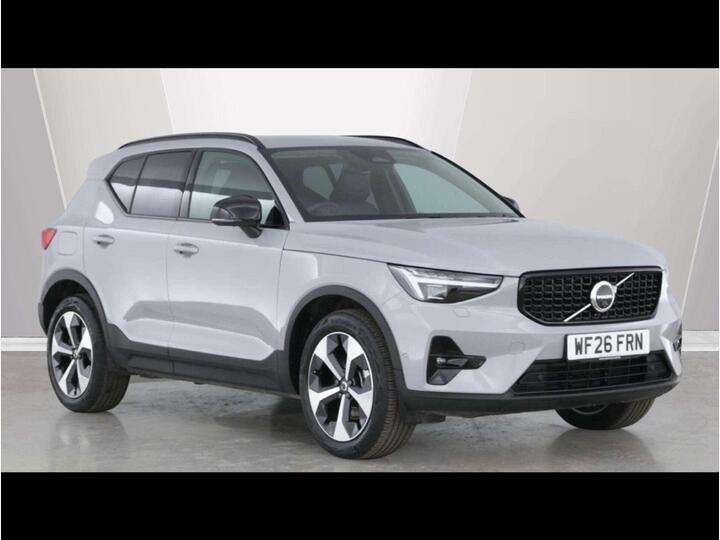 Volvo XC40 2.0 B3 MHEV Plus Dark DCT Auto Euro 6 (s/s) 5dr