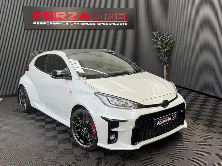 Toyota YARIS 1.6T GR Circuit AWD Euro 6 3dr