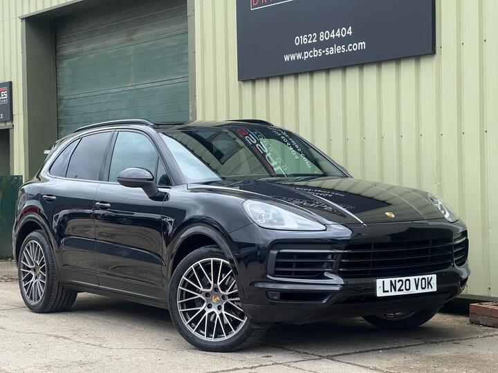 Porsche Cayenne 3.0 V6 E-Hybrid 14.1kWh TiptronicS 4WD Euro 6 (s/s) 5dr (3.6kW Charger)