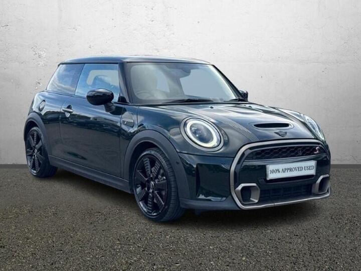 MINI Hatch 2.0 Cooper S Resolute Edition Steptronic Euro 6 (s/s) 3dr