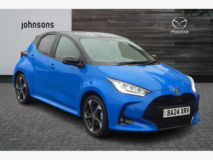 Toyota Yaris 1.5 VVT-h Premiere Edition E-CVT Euro 6 (s/s) 5dr Toyota Yaris 1.5 VVT-h Premiere Edition E-CVT Euro 6 (s/s) 5dr