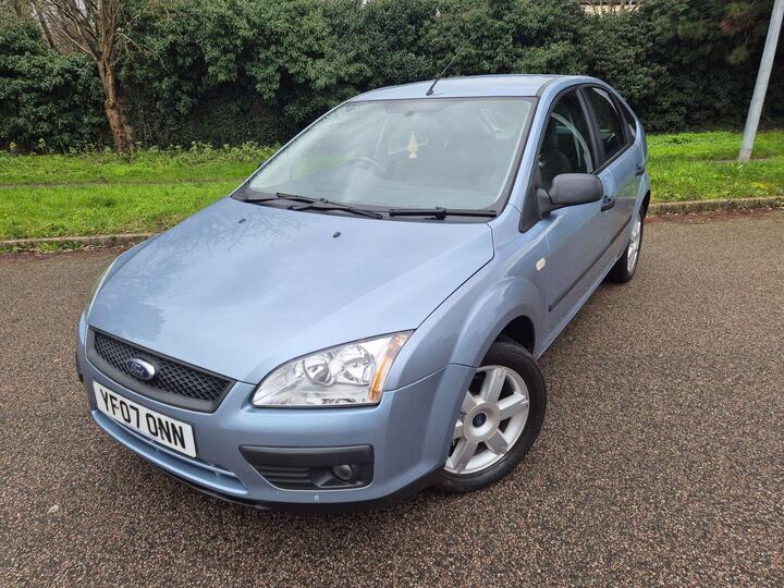Ford Focus 1.8 Sport 5dr