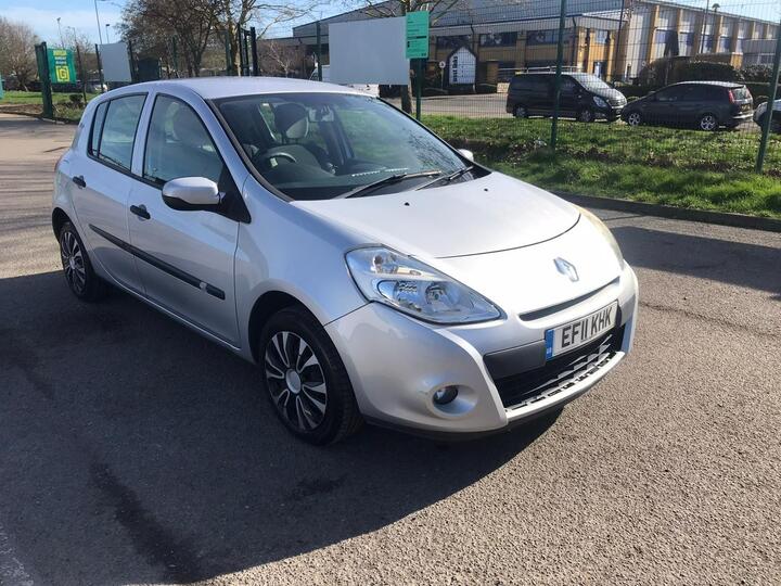 Renault Clio 1.2 Bizu Euro 5 5dr Renault Clio 1.2 Bizu Euro 5 5dr