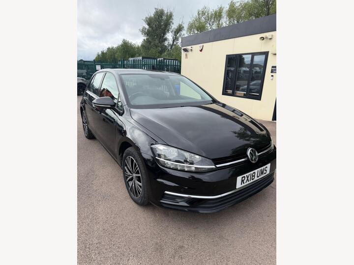 Volkswagen Golf 1.6 TDI SE Nav Euro 6 (s/s) 5dr Volkswagen Golf 1.6 TDI SE Nav Euro 6 (s/s) 5dr