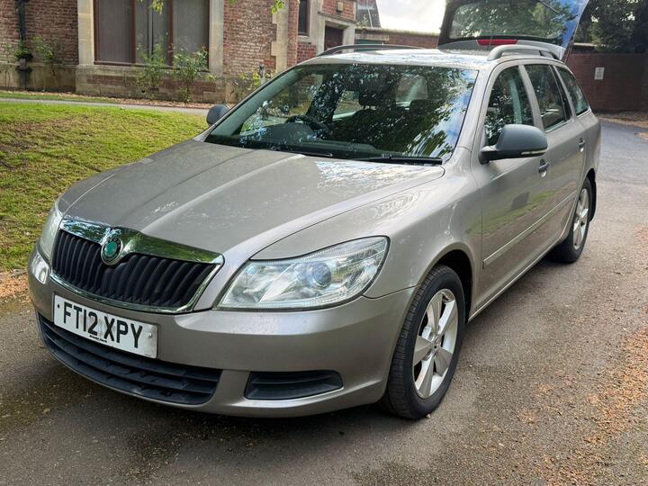 Skoda Octavia 1.6 TDI S Euro 5 5dr