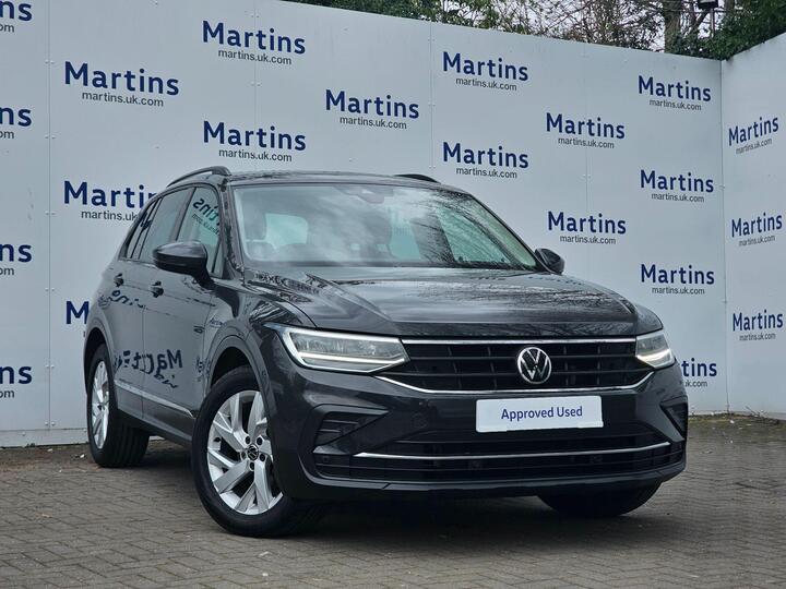 Volkswagen Tiguan 1.5 TSI Life Euro 6 (s/s) 5dr