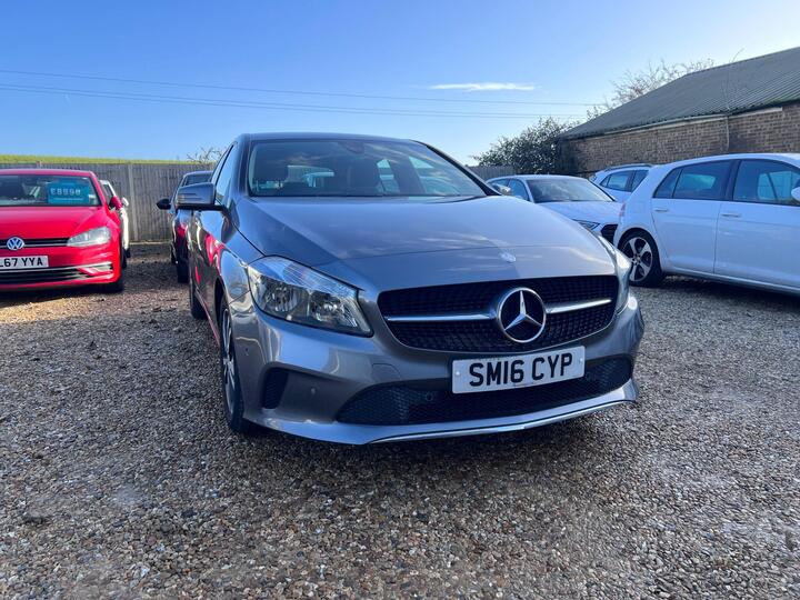 Mercedes-Benz A Class 1.5 A180d SE (Executive) Euro 6 (s/s) 5dr