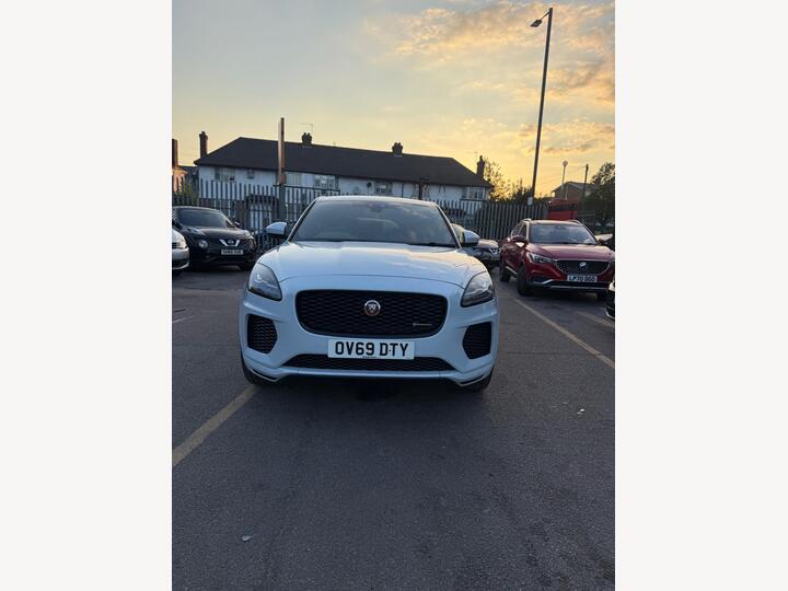 Jaguar E-pace 2.0 D150 Chequered Flag Auto AWD Euro 6 (s/s) 5dr