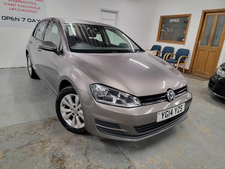 Volkswagen Golf 1.6 TDI BlueMotion Tech SE Euro 5 (s/s) 5dr