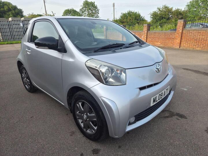 Toyota IQ 1.0 VVT-i 2 Multidrive Euro 4 3dr
