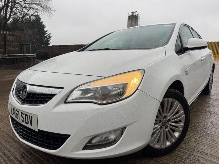 Vauxhall ASTRA 1.4 16v Excite Euro 5 5dr