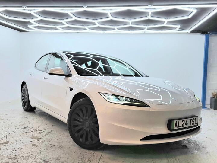 Tesla Model 3 (Dual Motor) Long Range Auto 4WDE 4dr