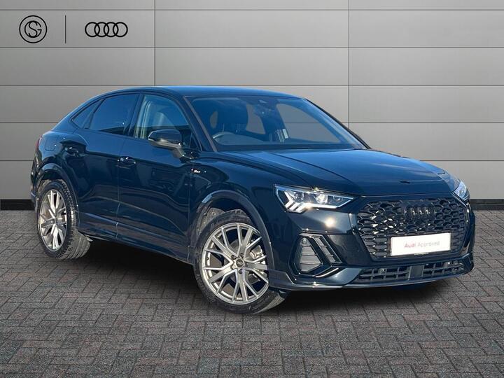 Audi Q3 Sportback 1.5 TFSI CoD 35 Black Edition Sportback S Tronic Euro 6 (s/s) 5dr