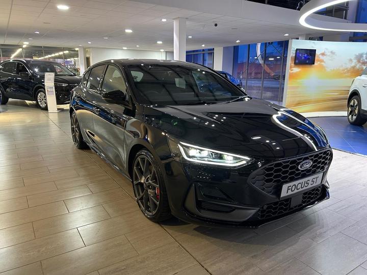 Ford Focus 2.3T EcoBoost ST Euro 6 (s/s) 5dr