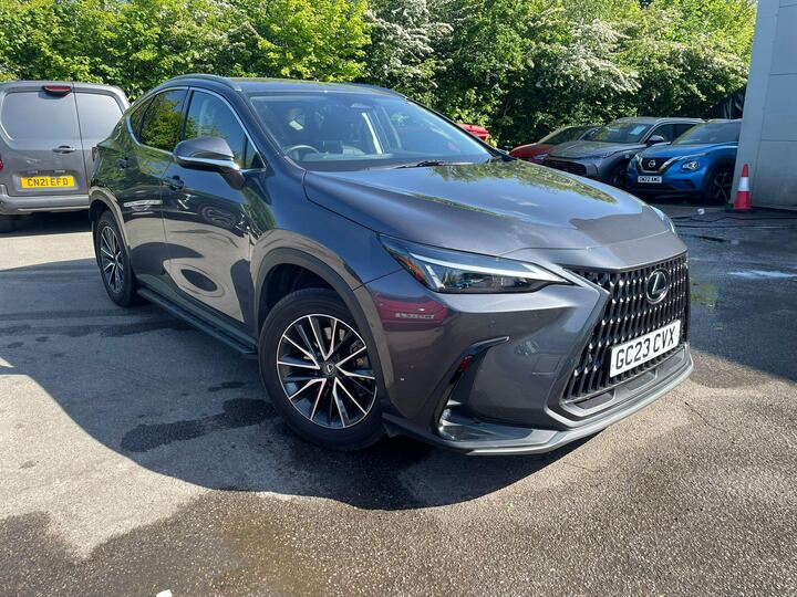Lexus NX 2.5 450h+ 18.1kWh E-CVT 4WD Euro 6 (s/s) 5dr