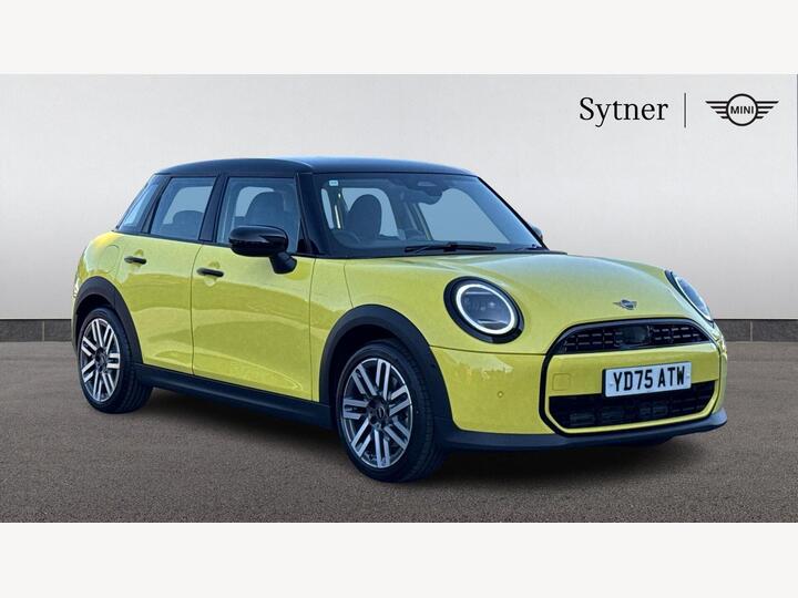 MINI Cooper 1.5C Classic Steptronic Euro 6 (s/s) 5dr