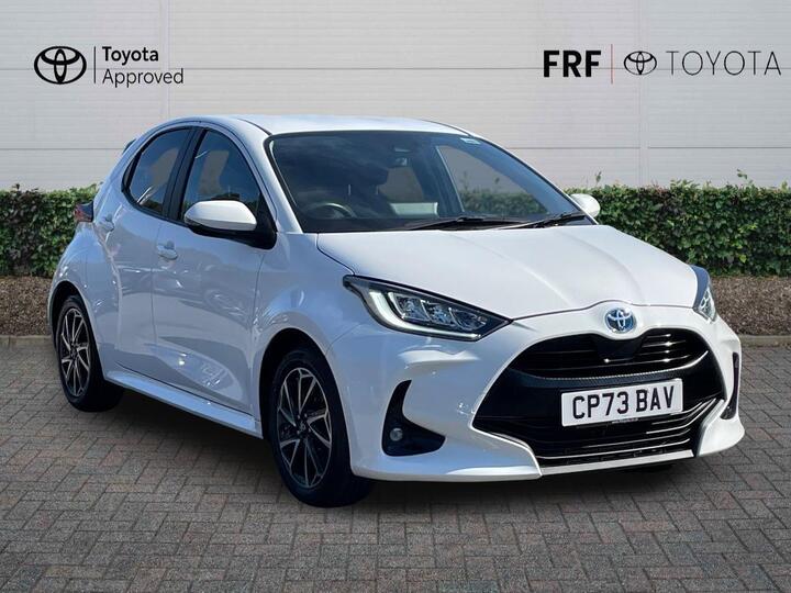Toyota Yaris 1.5 VVT-h Design E-CVT Euro 6 (s/s) 5dr